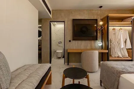 Santo Mangata Boutique And