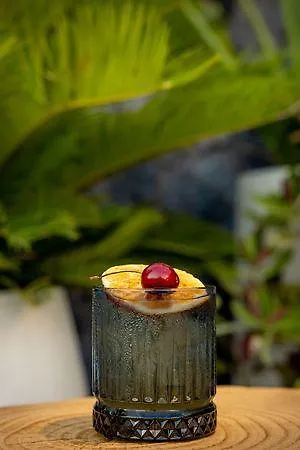 Santo Mangata Boutique And