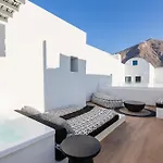 Santo Mangata Boutique And Hotel
