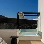 Hotel Santo Mangata Boutique And 5*