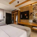 Santo Mangata Boutique And Hotel Perissa (Santorini)