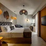 Santo Mangata Boutique And 5* Perissa (Santorini)