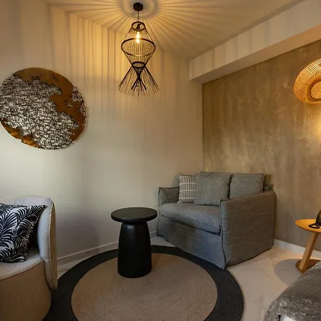 Otel Santo Mangata Boutique And