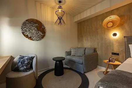 Santo Mangata Boutique And 5* Perissa (Santorini)