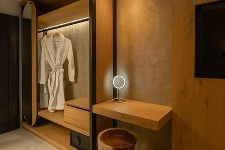 Santo Mangata Boutique And Otel