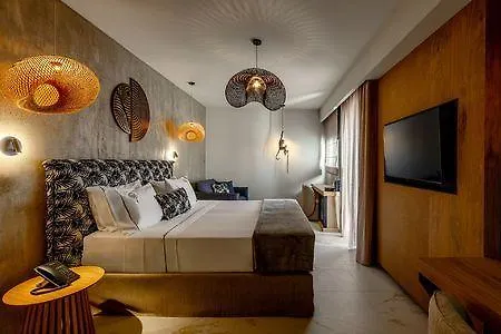 Santo Mangata Boutique And 5* Perísza