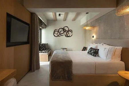 Santo Mangata Boutique And Perissa (Santorini)