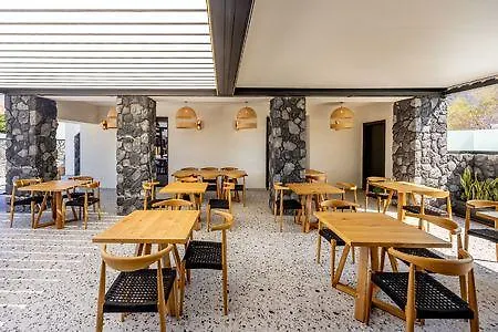 Santo Mangata Boutique And Hotel 5*