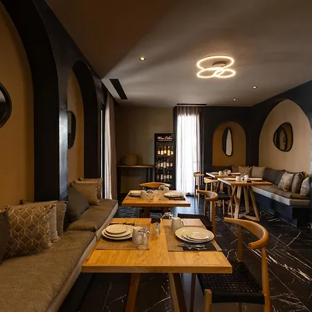 Santo Mangata Boutique Hotel Perissa (Santorini)
