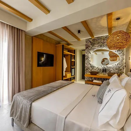 Hotel Santo Mangata Boutique Perissa (Santorini)