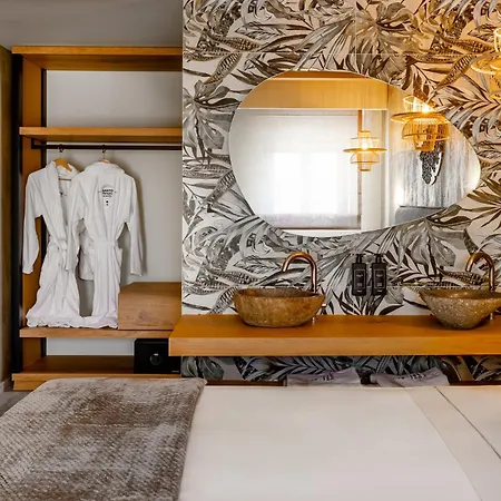 Santo Mangata Boutique