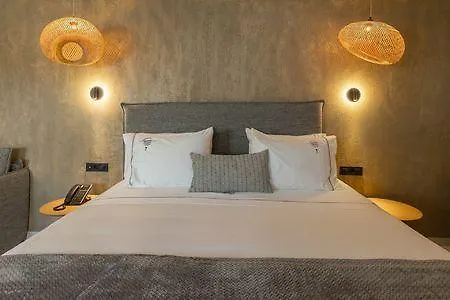 فندق Santo Mangata Boutique And بيريسا